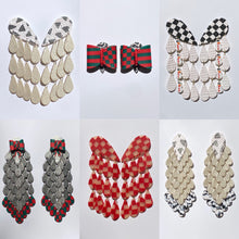 Load image into Gallery viewer, HOLIDAY EDITION STUD- green&amp;red checkered bow