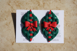 HOLIDAY EDITION LUSH- green/red bow