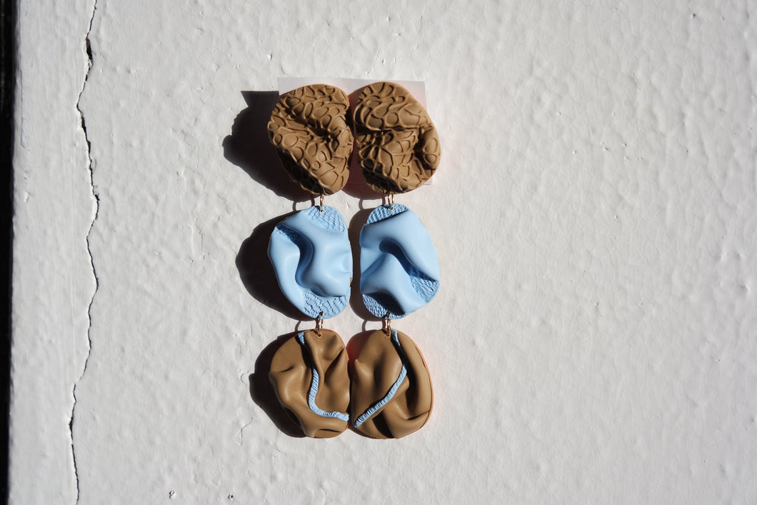 RANGE (tan, powder blue)
