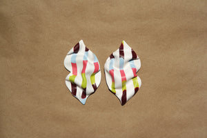 LUSH- white stripe